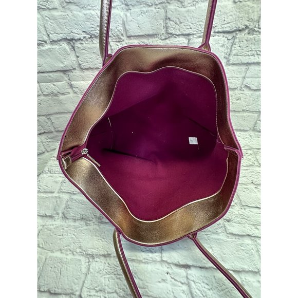 Bath & Body Works VIP Pink Rose Gold Metallic Shimmer Zippered Tote Faux Leather - Picture 2 of 13